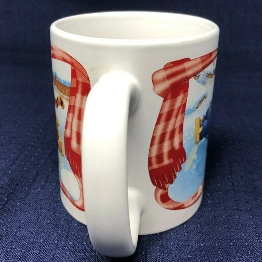 Disney Coffee Mug Tea Cup‎ Winnie the Pooh Tigger Eeyore Holiday Winter